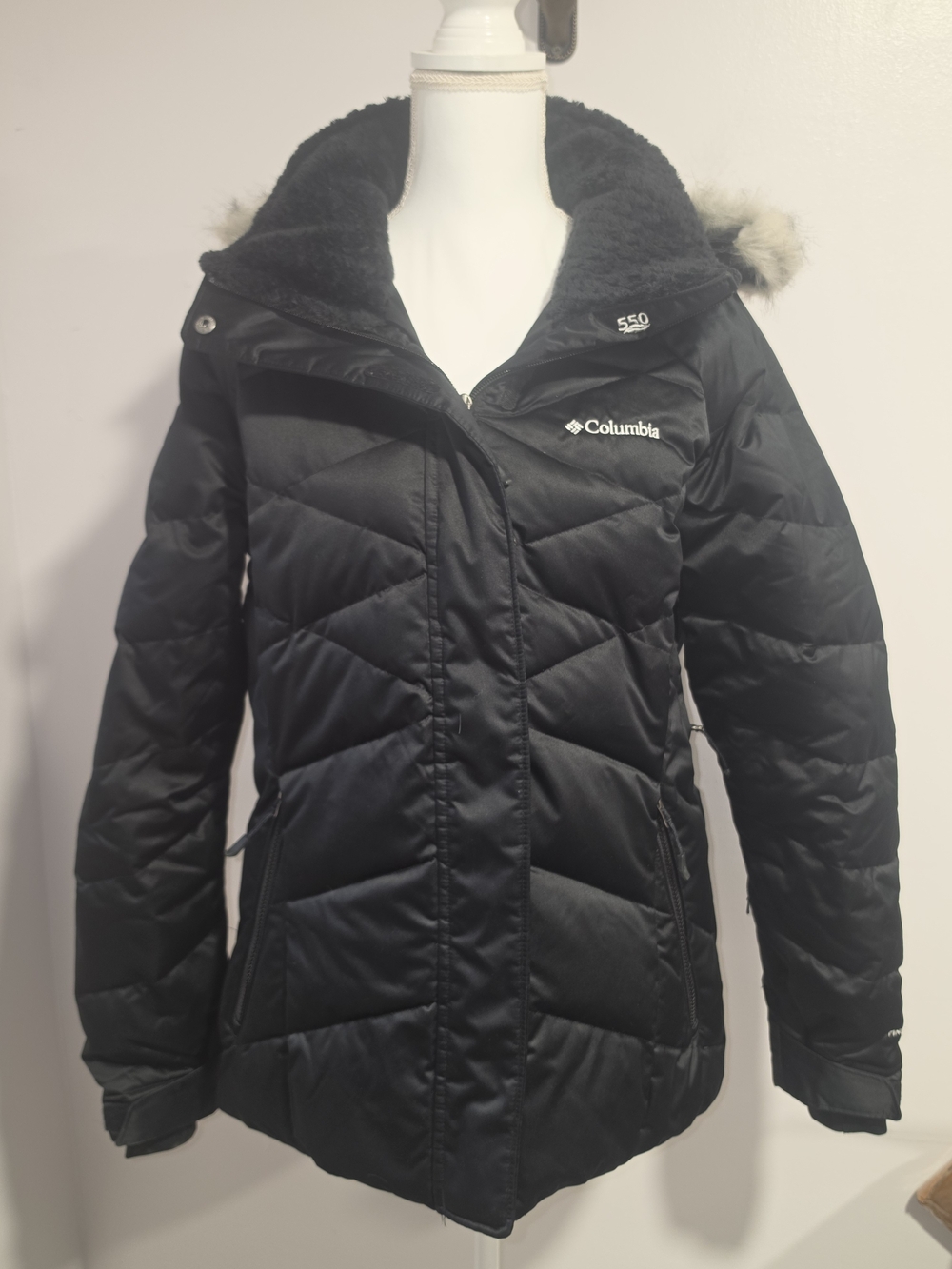 Columbia Black Women's Lay D Down II Jacket Faux Fur Trimmed Hood Size Large
